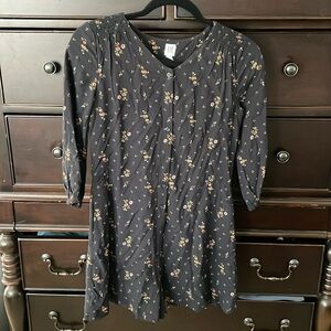 Gap girls size 12 romper with flowers.